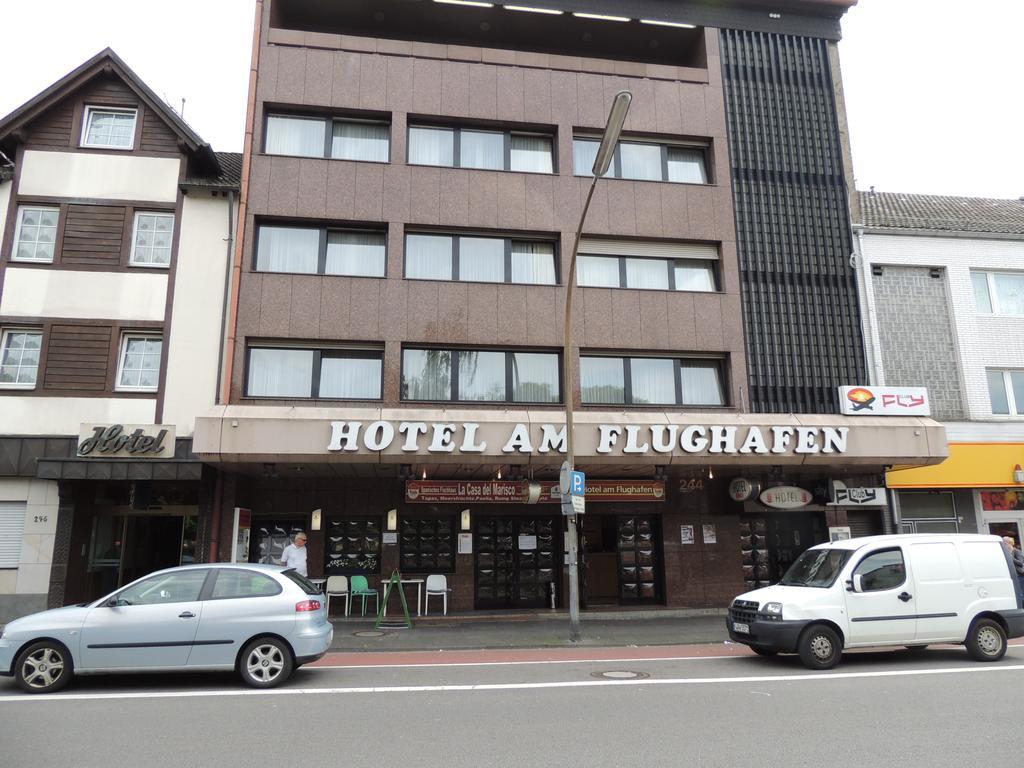 Hotel Am Flughafen Cologne Exterior photo